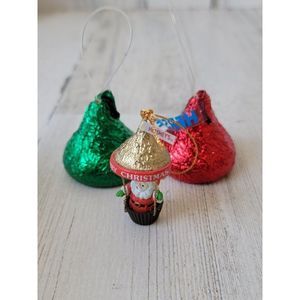 Hershey's Kiss Santa Claus air balloon set ornament Xmas